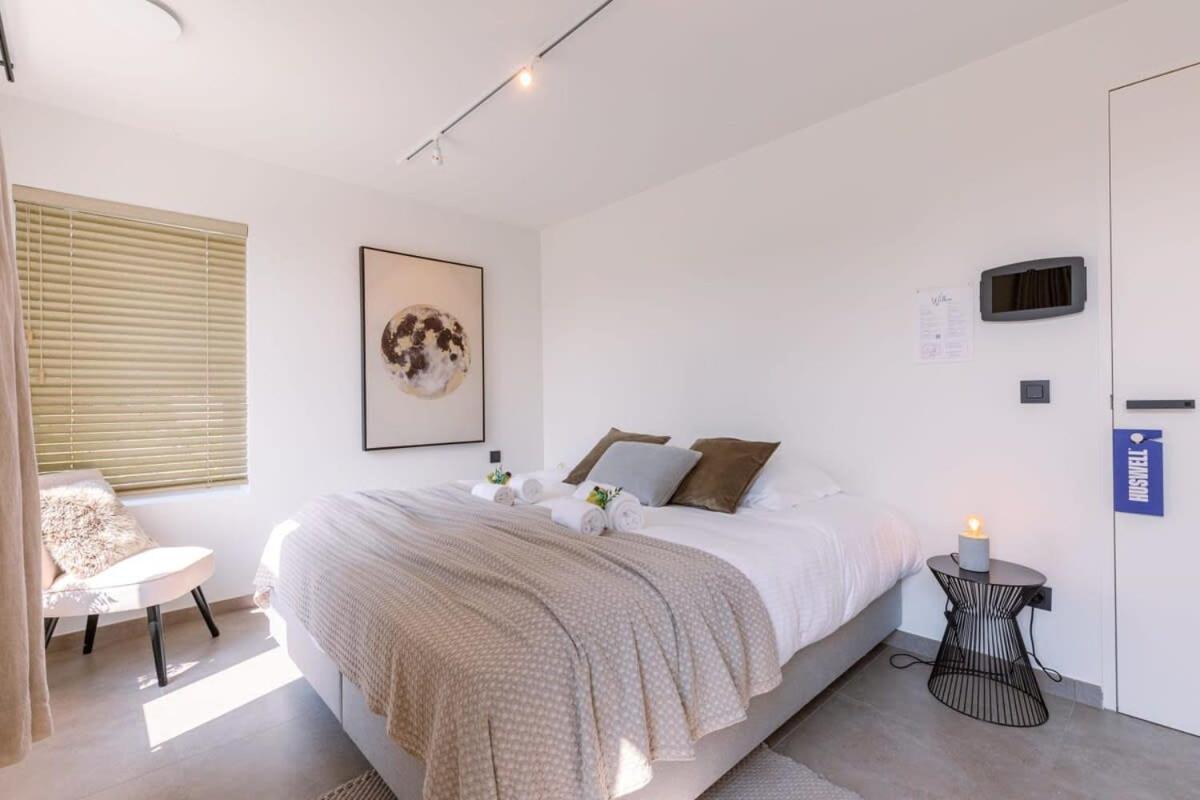 Huswell - Lord - Charming Double Room At Ranch "De Blauwe Zaal" Brugge Eksteriør bilde